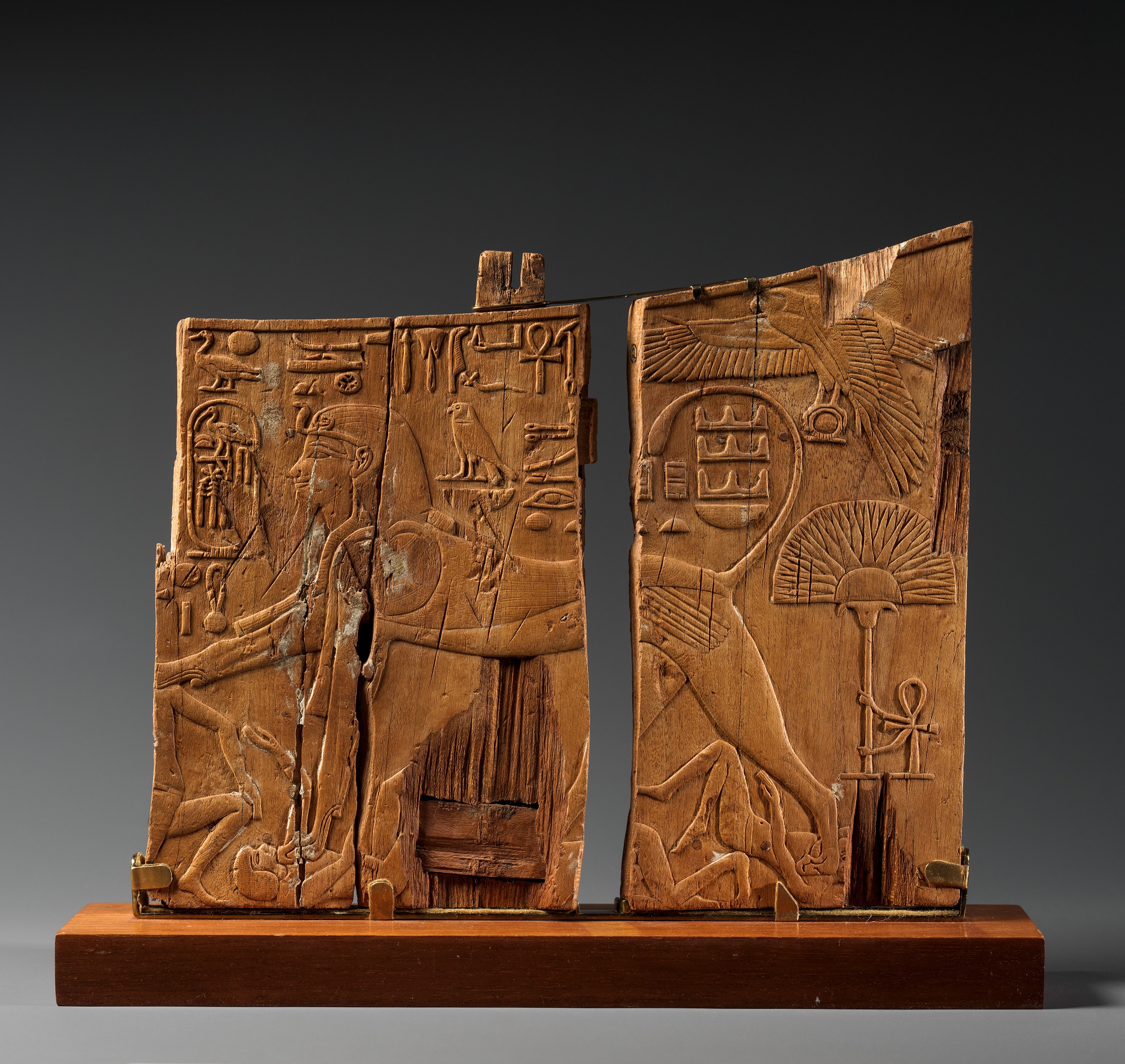 Arm Panel From A Chair Of Thutmose Iv Egypt Museum