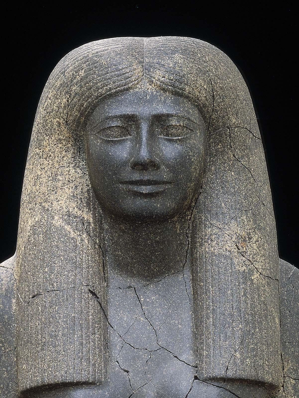 Statue of Lady Sennuwy Egypt Museum