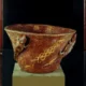Bowl with crocodiles